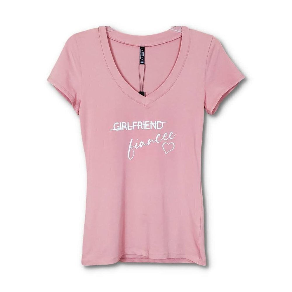 Made By Johnny V Neck Short Sleeve Graphic T-Shirt